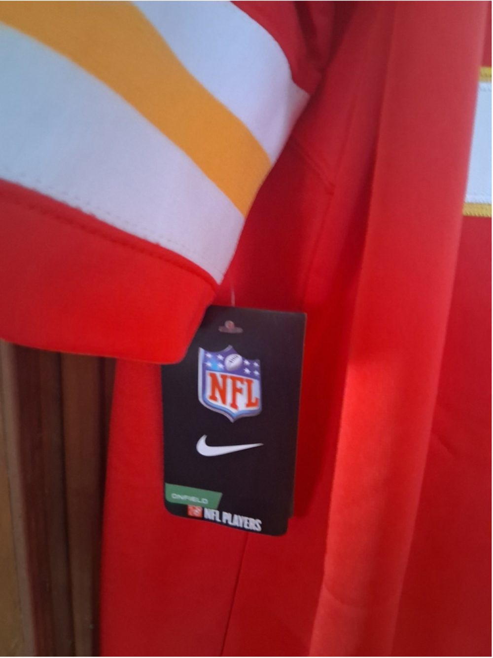Mystery Sports Card With Patrick Mahomes Red Kansas City Chiefs XXL Jersey - Picture 10 of 10